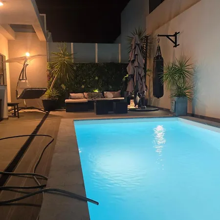 Garden Priv Heated Pool, Near Beach, Lisbon Amora