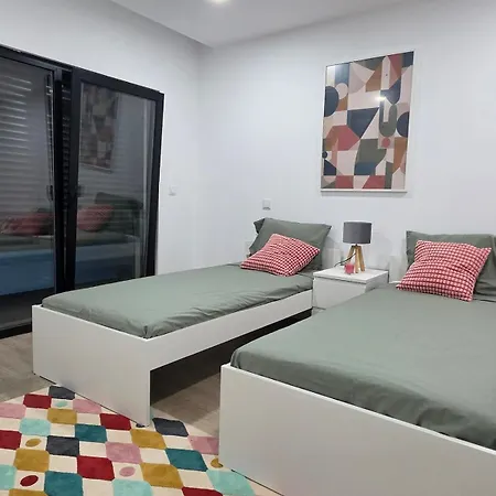 Garden Priv Heated Pool, Near Beach, Lisbon Villa Amora