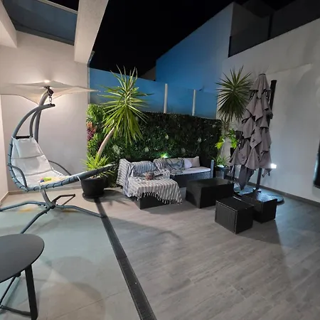 Garden Priv Heated Pool, Near Beach, Lisbon