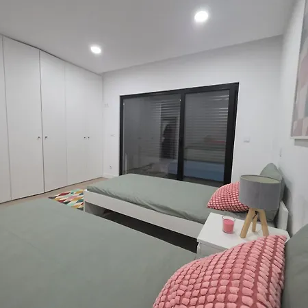 Villa Garden Priv Heated Pool, Near Beach, Lisbon Amora