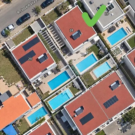 Garden Priv Heated Pool, Near Beach, Lisbon Villa *